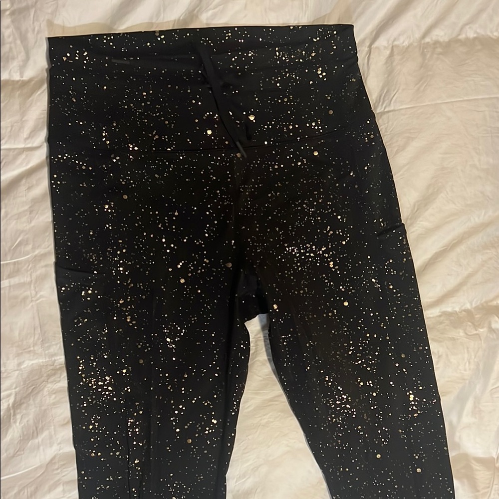 Zyia Black Stay Gold Pocket Drawstring Luxe Leggings 28”